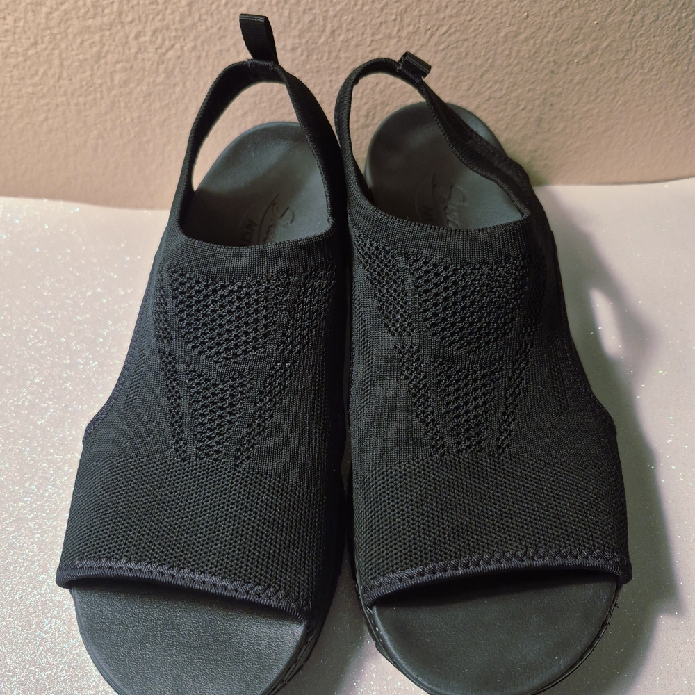 Sketchers Women's Black City Catch Arch Fit Stretch Pull On Sandals Size 9 - Picture 2 of 7